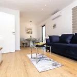 Apartamento Luxury Mauro With Heated Pool