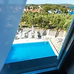 Luxury Mauro With Heated Pool Božava