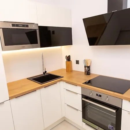 Luxury Mauro With Heated Pool Божава