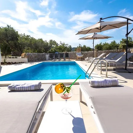 Luxury Mauro With Heated Pool *