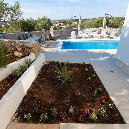 Luxury Mauro With Heated Pool Апартаменты Божава