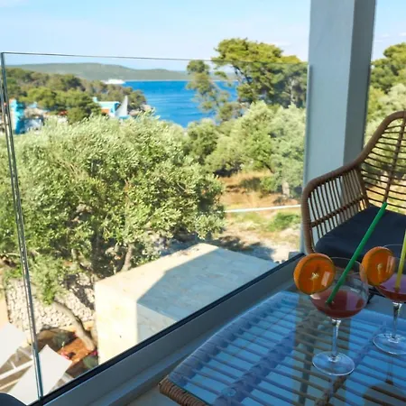 Апартаменты Luxury Mauro With Heated Pool *