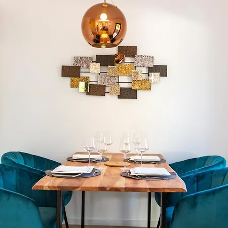 Luxury Mauro With Heated Pool