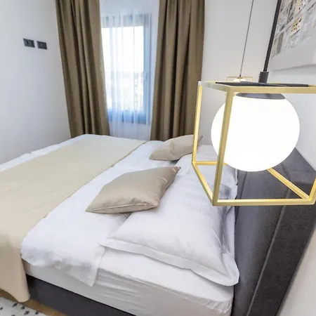 דירה Luxury Mauro With Heated Pool *