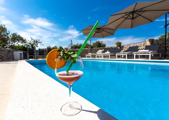 Luxury Mauro With Heated Pool * Božava