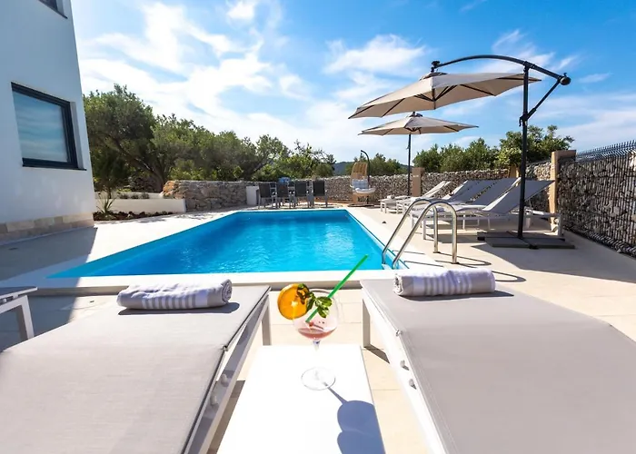 Luxury Mauro With Heated Pool *