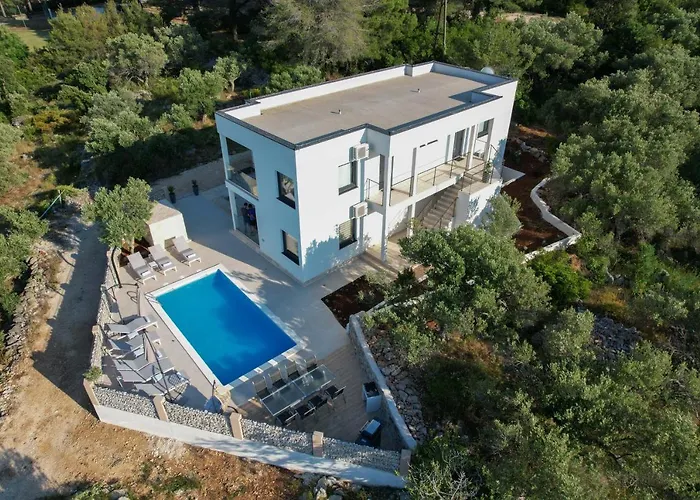 Luxury Mauro With Heated Pool 公寓 Božava