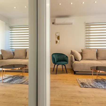 Appartement Luxury Mauro With Heated Pool