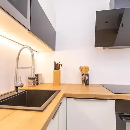 Luxury Mauro With Heated Pool Appartement