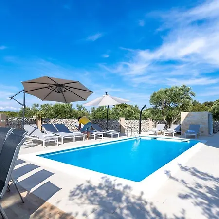 Luxury Mauro With Heated Pool * Božava