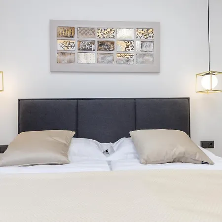 Luxury Mauro With Heated Pool Appartement *