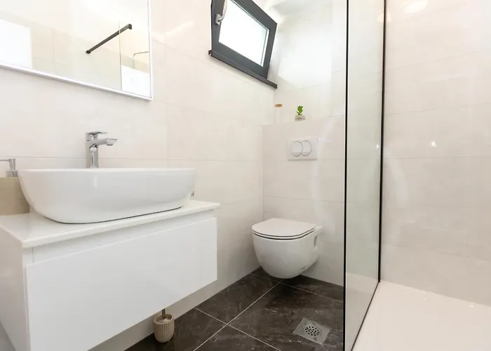 Luxury Mauro With Heated Pool *